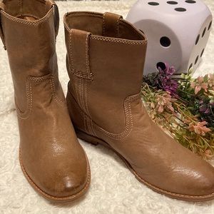 Genuine leather Frye ankle boots.